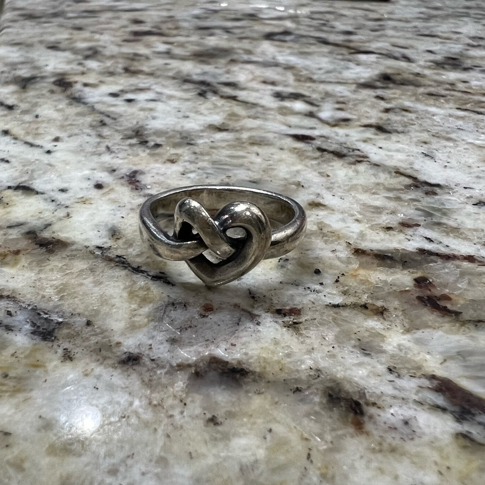 James Avery heart knot ring